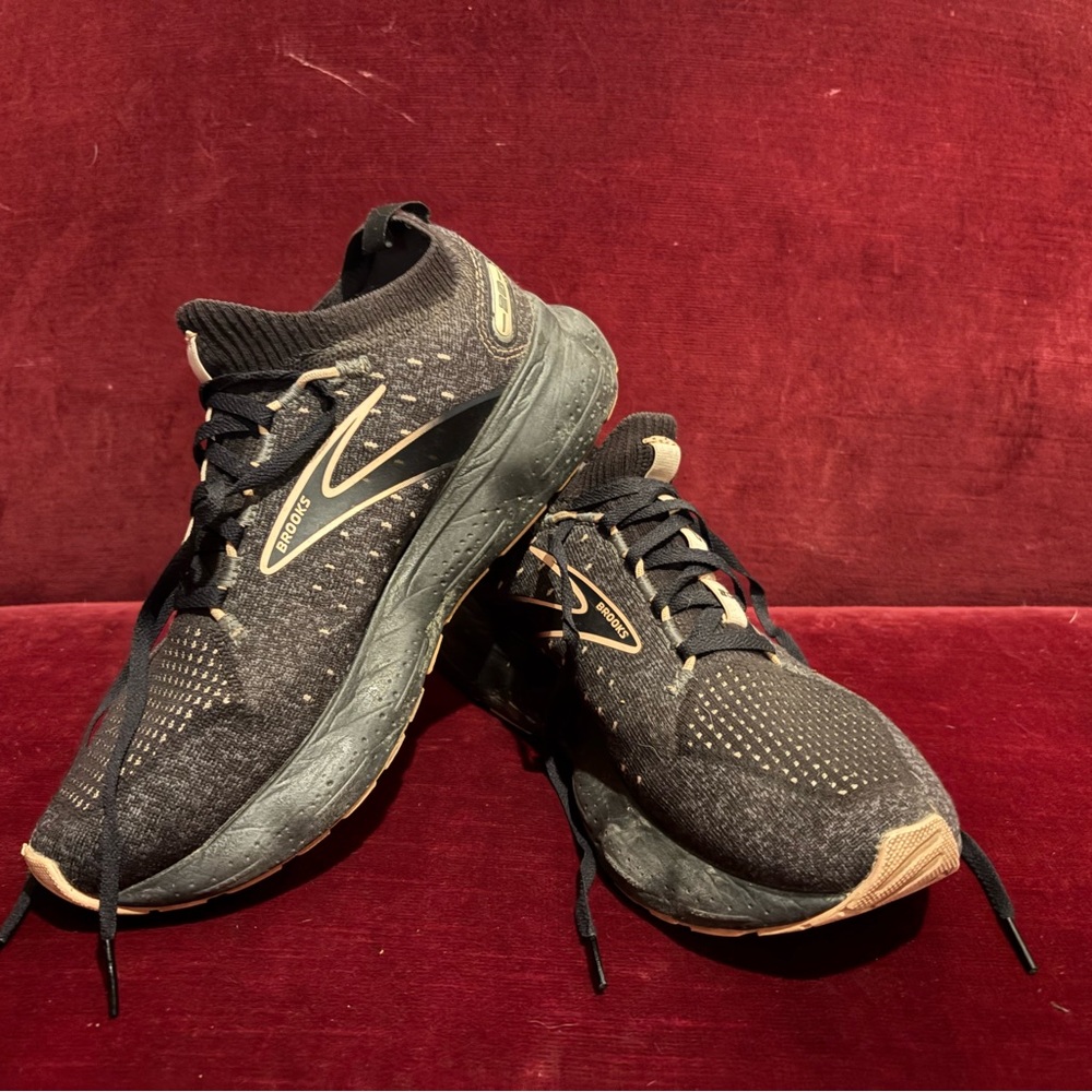 Brooks Black and Tan Glycerin Women's Sneakers